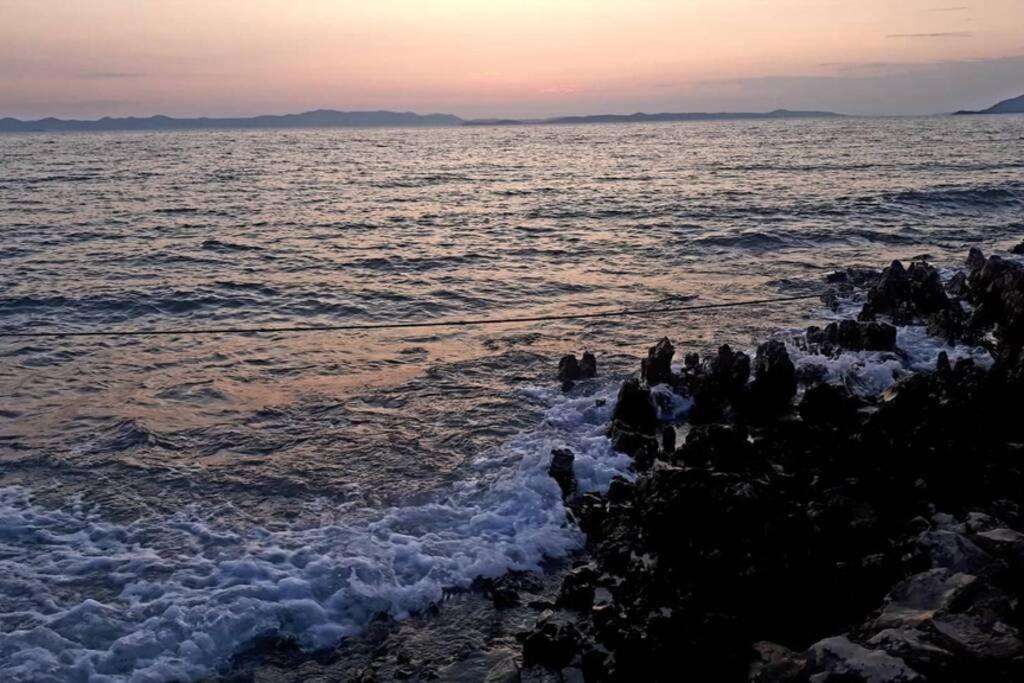 Kuca Za Odmor Obitelji Pedisic Vila Banj Exterior foto